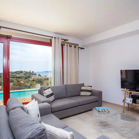Spilia Bay Vilă *